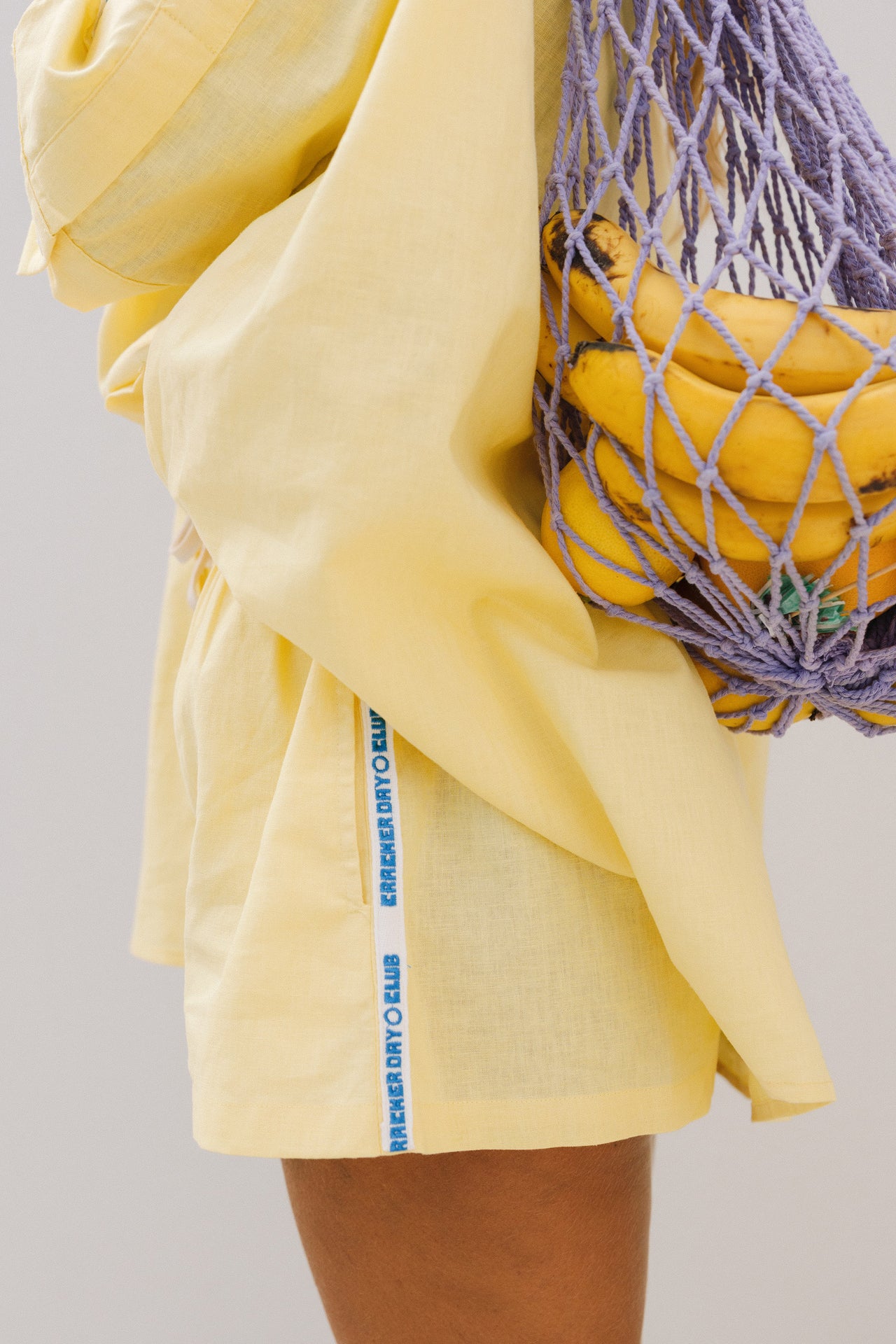 Take It Easy Short - Yellow